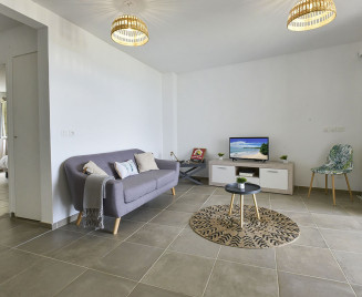 salon TV Résidence brise marine tartane bord de mer vue