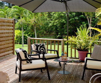 Location T2 rez de jardin le diamant piscine terrasse