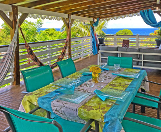 Location petite Anse salle à manger