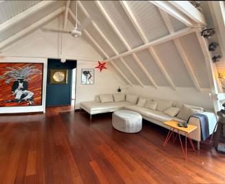 salon tv  appartement Village créole Trois ilets
