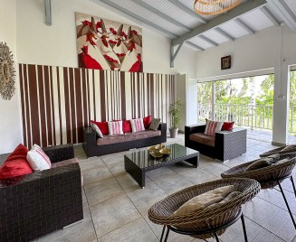 Location villa 6 ch Martinique piscine le vauclin salon