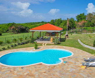villa-Martnique-Pomme-Cannelle--carbet piscine