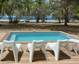Villa de luxe Martinique sur la plage du Diamant Sable et Rocher