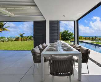 Villa de luxe et Standing Martinique salle à manger
